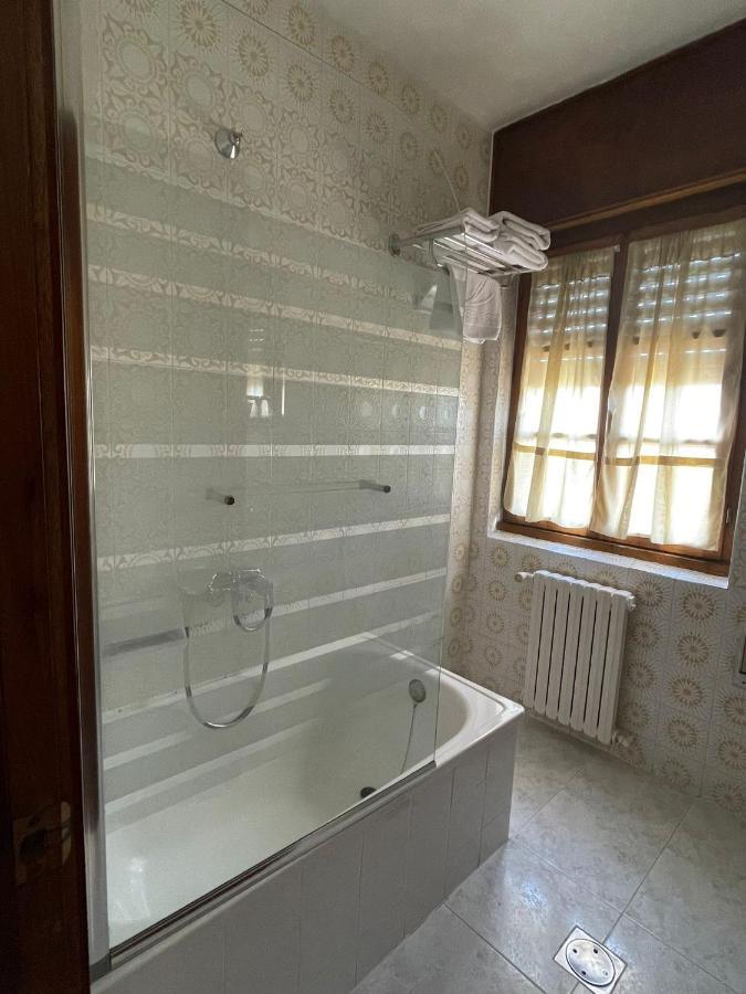 Hotel La Bilbaina De 韦加蒂奥 外观 照片